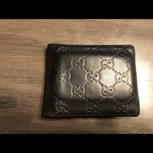 Authentic Gucci Guccissima Black Leather Wallet